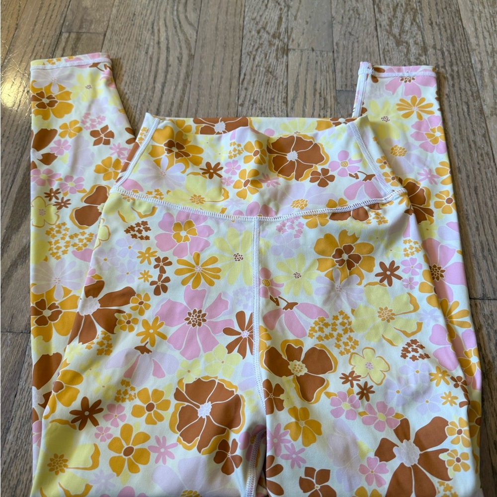 Pink Lilly Leggings XS - like new